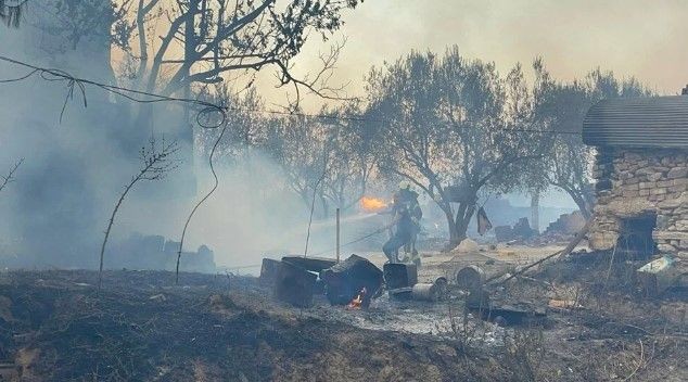 Türkiye alev alev yanıyor! Yangınlara müdahalede il il son durum - Resim: 8