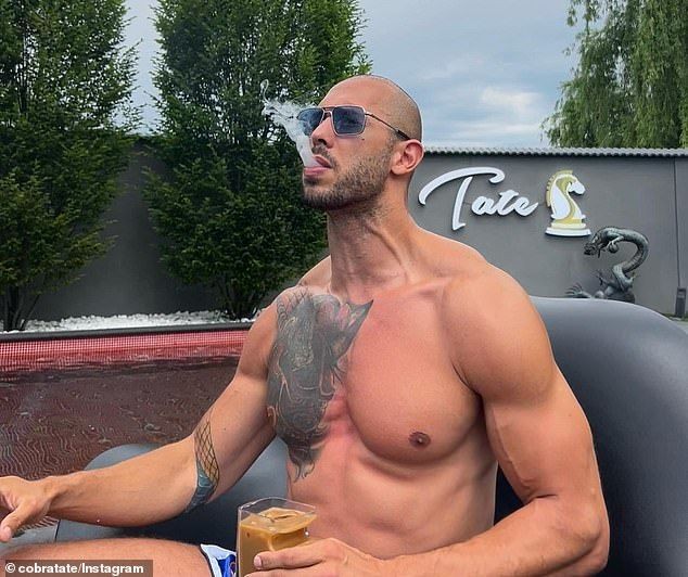 Instagram'da felsefi konuşmalarıyla tanınan Andrew Tate, meğer insan kaçakçısıymış! - Resim: 12