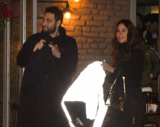 Defne Samyeli'den aşk hayatıyla ilgili açıklama: Açığım - Resim : 1