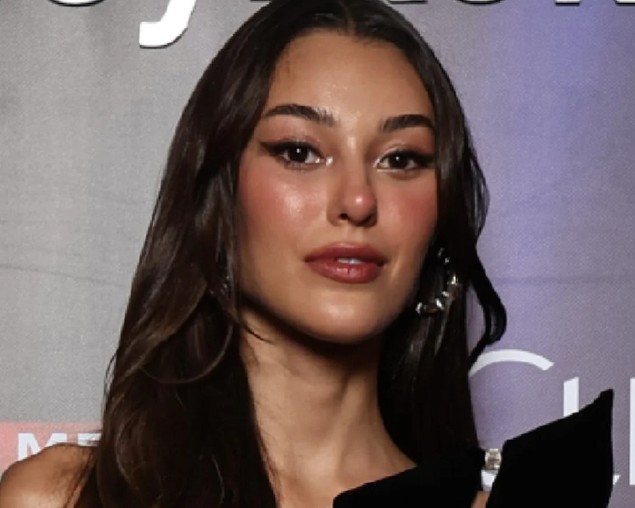 Dilan Çiçek Deniz ve Oğuzhan Koç birlikte mi? Eğlendikleri video sosyal medyada gündem oldu... Açıklama gecikmedi - Resim: 4