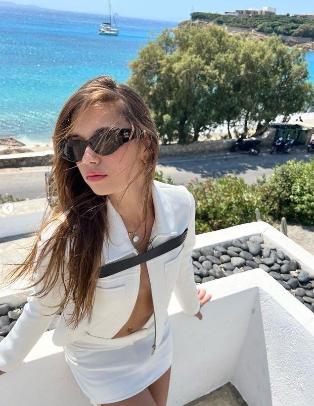 Afra Saraçoğlu'ndan peş peşe bikinili paylaşım yürek hoplattı! Mert Ramazan Demir'den ayrılık sorusuna şoke eden cevap - Resim: 17