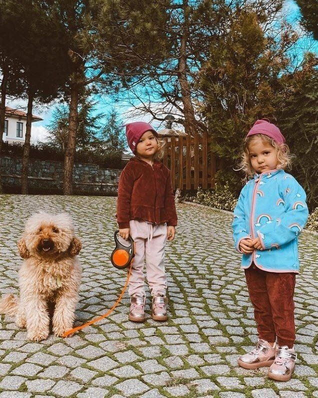 Fahriye Evcen ile Burak Özçivit'in küçük oğlu Kerem ilk kez görüntülendi! Karan Özçivit'in kardeşi bakın kime benziyor? - Resim: 53