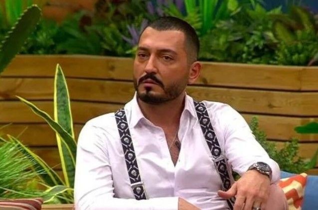 Kısmetse Olur Erol'un transseksüel isimle mesajlarını Hakan Kakız ifşa etti! Ortalık karıştı gözler Yeliz'e çevrildi! - Resim: 3