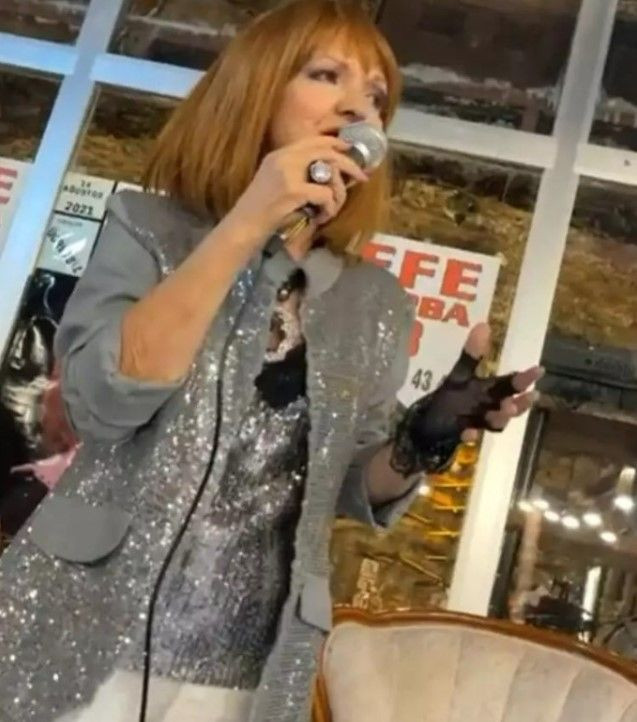 Tuğba Ekinci'den, Gülden Karaböcek'e 'enişteci' diyen Demet Akalın'a 'bekaret' göndermesi - Resim: 1
