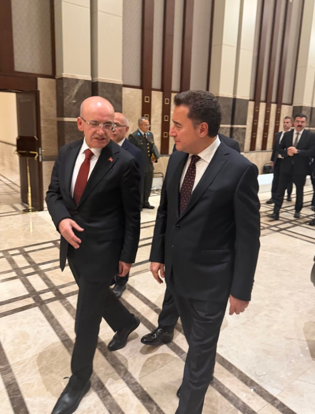 Ali Babacan ve Mehmet Şimşek, 29 Ekim resepsiyonunda sohbet etti - Resim : 3