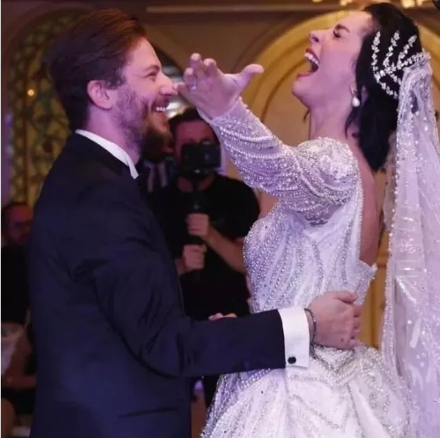 Eğer olursa Merve Boluğur'a talih kuşu kondu demektir! Survivor adayları açıklanırken Seren Serengil'den bomba iddia geldi - Resim: 8