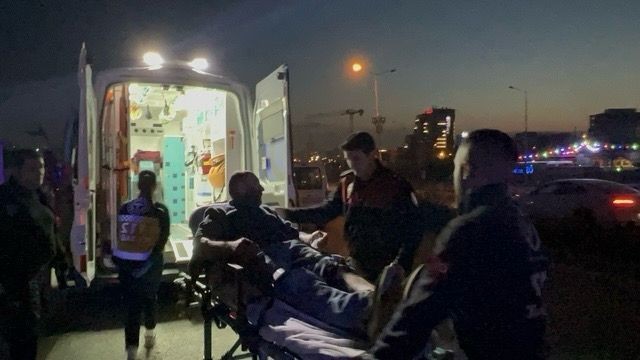 Kocaeli'de tüfekle dehşet saçtı: Eski eşini ve arkadaşını yaraladı - Resim : 1