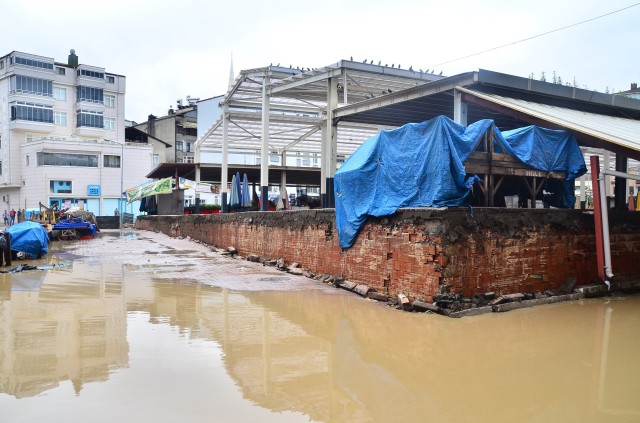 Samsun Terme'de sel felaketi: Evler sular altında kaldı - Resim : 5