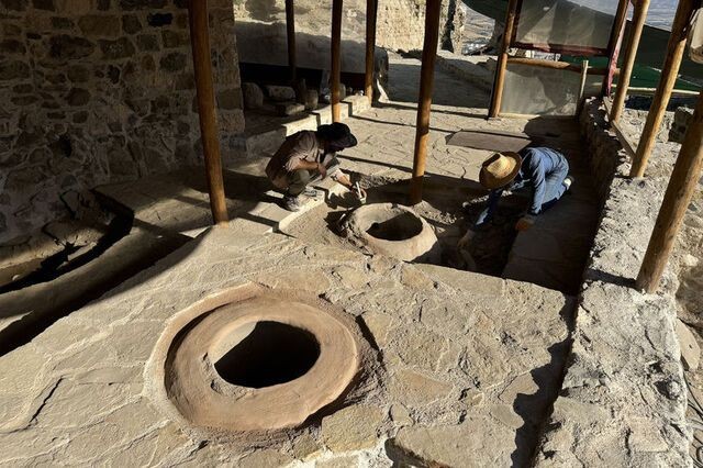 Harput Kalesi'nde 1000 yıllık sanayi sitesi gün yüzüne çıkarıldı - Resim: 5