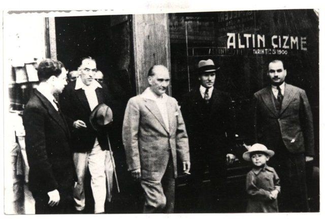 23 Nisan Ulusal Egemenlik ve Çocuk Bayramı'nda çocuklarla Atatürk! - Resim: 22