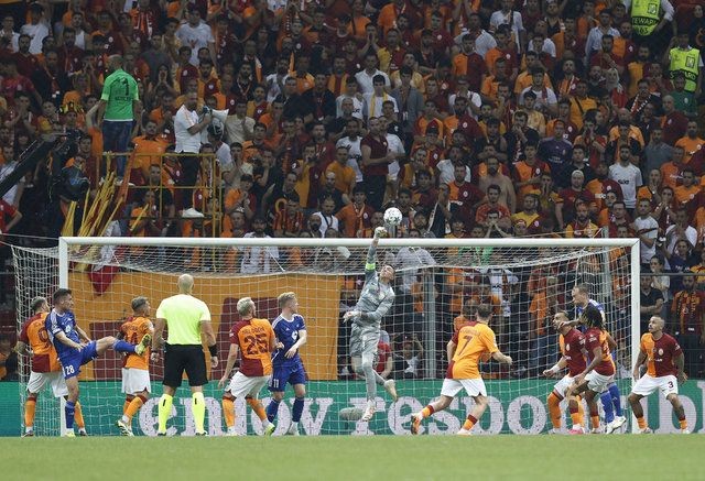 Molde'yi 2-1'le geçen Galatasaray Şampiyonlar Ligi'ne yenilgisiz kaldı! - Resim: 13