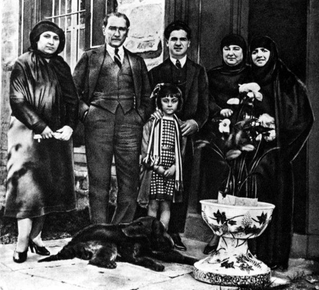 23 Nisan Ulusal Egemenlik ve Çocuk Bayramı'nda çocuklarla Atatürk! - Resim: 21