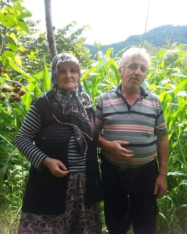 Giresun'da dehşet veren olayda sır perdesi aralandı: 65 yaşındaki eşini keserle öldürüp, intihar etmiş - Resim: 3