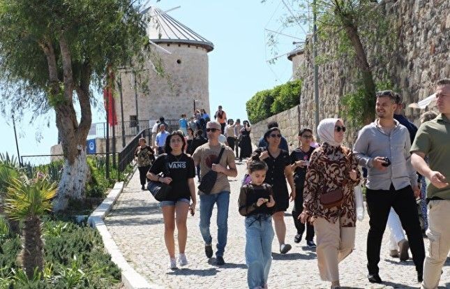 Kapıda vize Çeşme'ye yaradı: Oteller full çekti - Resim: 7