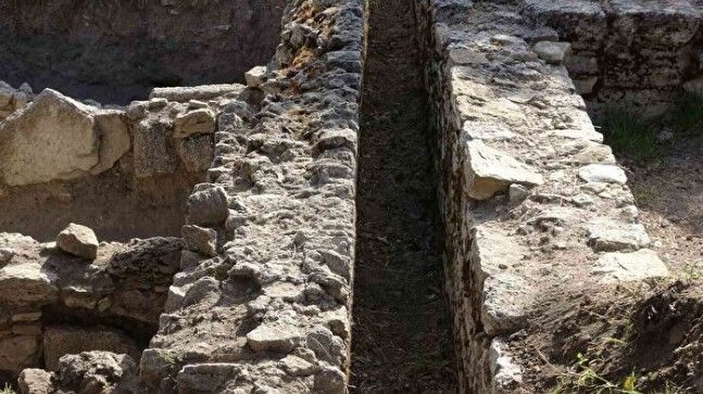 Antik kentteki kazıda binlerce yıllık sır çözüldü! Mezardan çıkanlar gerçekleri gözler önüne serdi - Resim: 14