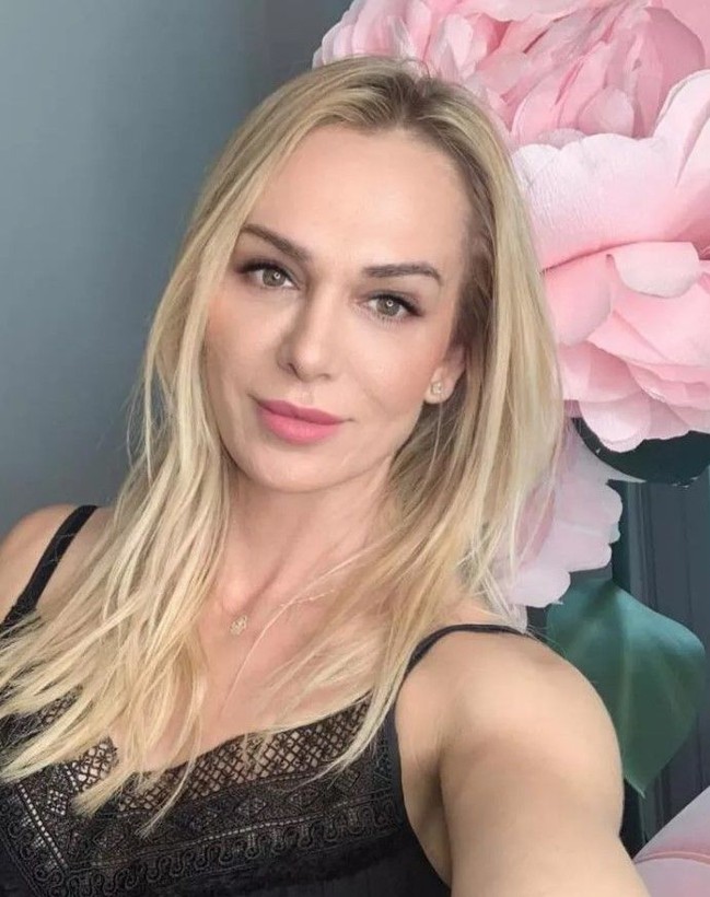 Survivor yarışmasıyla ünlenen Nagihan Karadere yaptığı açıklamalarla gündemde! 'Yanlış anlaşıldım' diyen Karadere Acun Ilıcalı'dan özür diledi - Resim: 5