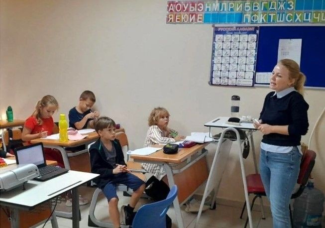 Antalya'da 2 kaçak Rus okulu ortaya çıktı! Broşürlerinde Türk okullarını kötülüyorlar - Resim: 4