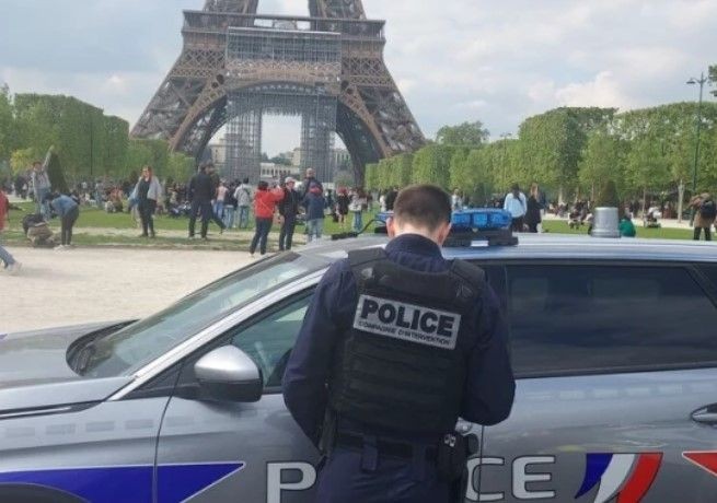 Paris'in kan donduran yanı! Eyfeli Kulesi'nde Meksikalı genç kadına 5 kişi tecavüz etti! - Resim: 4