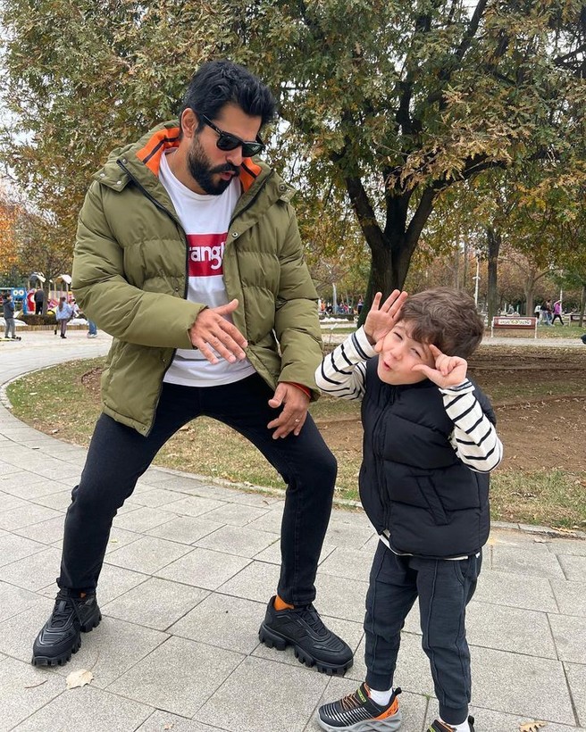 Burak Özçivit'ten eşi Fahriye Evcen'e özel plaka cip hediyesi - Resim: 11