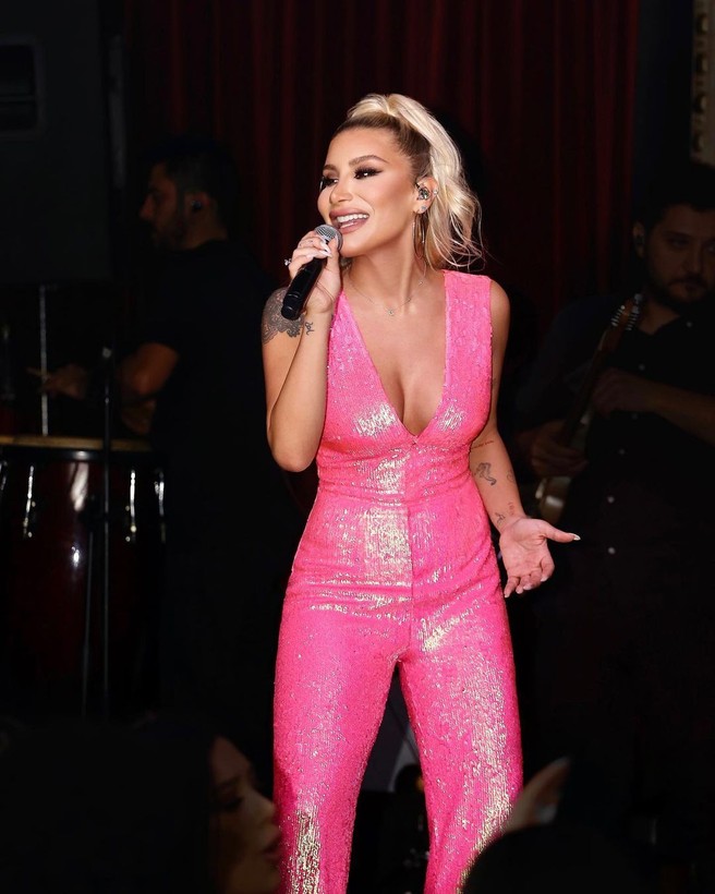 İrem Derici, İbrahim Tatlıses'in Dua Lipa gafının ardından yaptığı açıklamaya alındı - Resim: 6