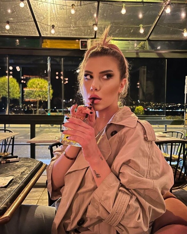 Kısmetse Olur yarışmasıyla tanınan Melis Buse Betkayan evli sevgilisinden gördüğü şiddeti duyurdu! - Resim: 8