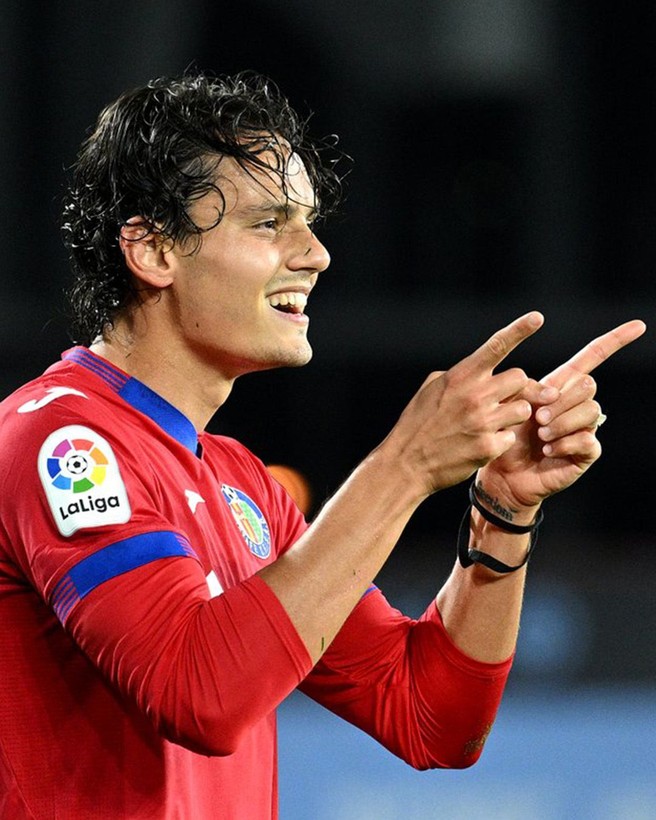 Enes Ünal Sevilla'yı da boş geçmedi! Gol krallığında zirveyi zorluyor! - Resim: 7