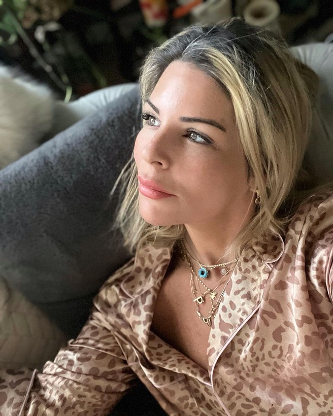 Pelin Öztekin yaz sezonunu açtı! Verdiği kiloların ardından bikinili pozlarını paylaştı - Resim: 5