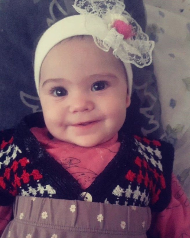 Denizli'de elektrikli battaniye faciası! 1 yaşındaki Masal'dan geriye ailesiyle çektirdiği fotoğraflar kaldı - Resim: 8