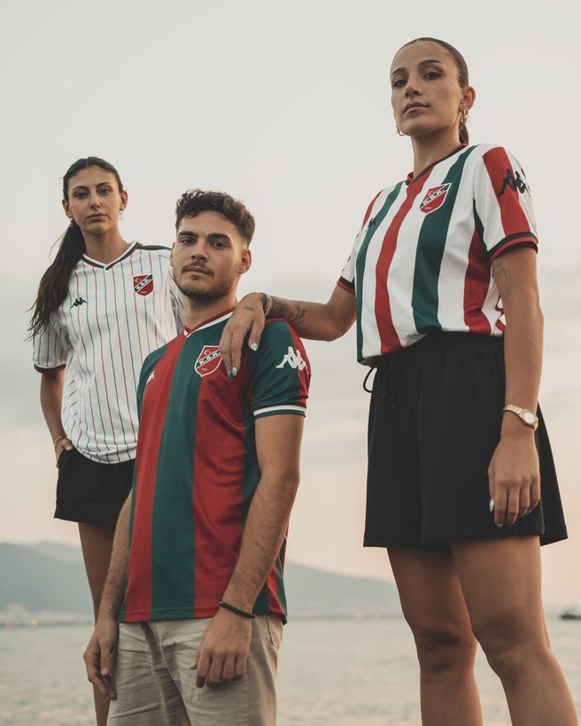 Karşıyaka'da formalar görücüde - Resim: 3