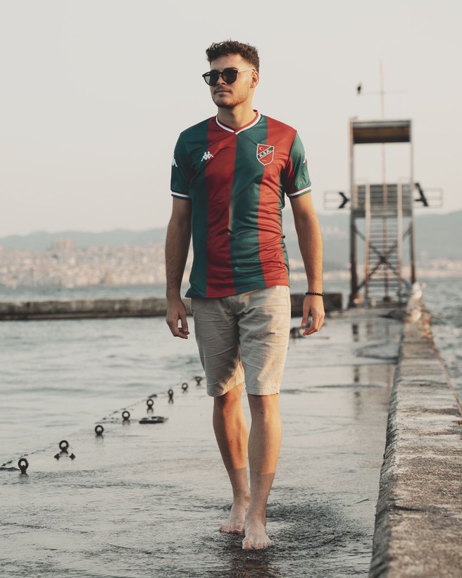 Karşıyaka'da formalar görücüde - Resim: 4