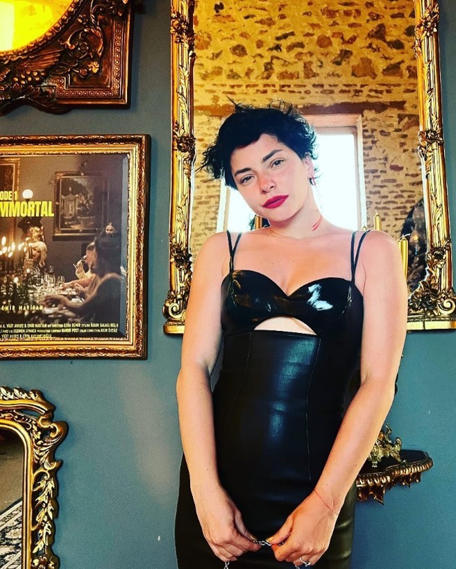 Merve Boluğur'un aldığı kilolar dikkat çekti! Esra Dermancıoğlu'na benzetildi - Resim: 7