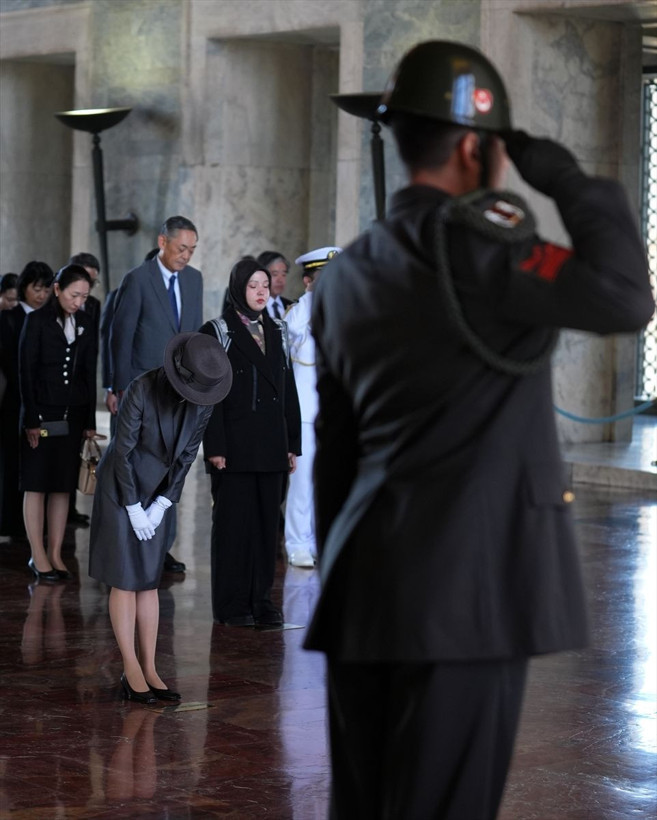 Japonya Altes Prensesi Akiko Mikasa'nin Anıtkabir ziyaretinde dikkat çeken detay - Resim: 22
