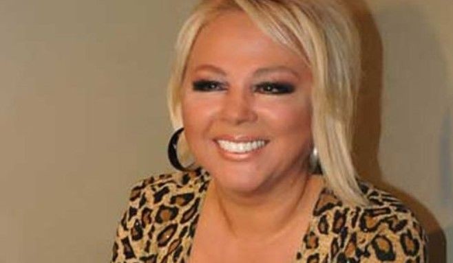 Geçirdiği operasyonlarla bambaşka birine dönüşen Safiye Soyman'a bir bakın! Son halini görenler gözlerine inanamadı! "Bu gerçekten Safiye Soyman mı?" - Resim: 3