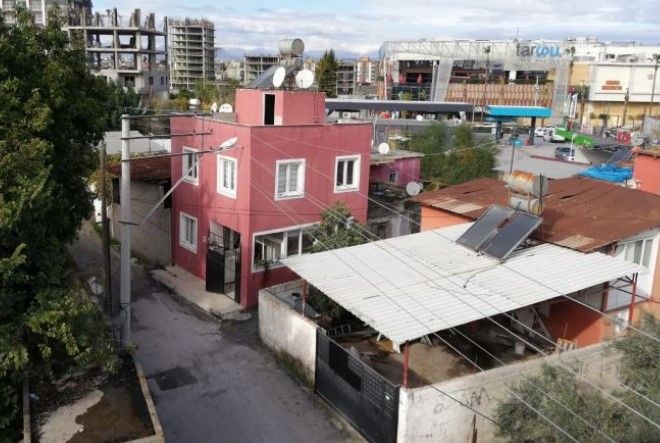 MİT ve özel harekat 1 yıl kapısında beklemişti! Dudak uçuklatan rakamla satışa çıkarılan 'Gizemli ev' ile ilgili çarpıcı açıklama - Resim: 16