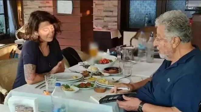 Metin Akpınar'ın diğer kızı Sevgi ilk defa konuştu! Torunlarıyla fotoğrafı çıktı: Oğlum ona 'dede' dedi - Resim: 2