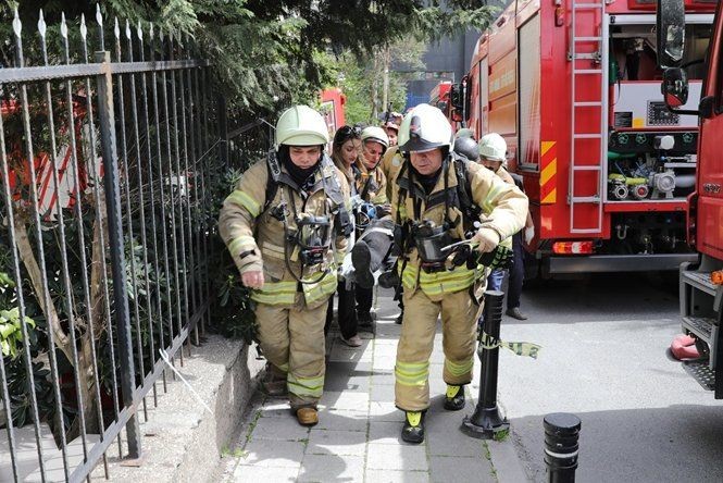 Gece kulübü faciası! Beşiktaş'ta 29 kişinin ölümünde ihmaller zinciri: Binanın kapıları kapalıydı - Resim: 2