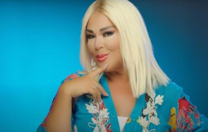Geçirdiği operasyonlarla bambaşka birine dönüşen Safiye Soyman'a bir bakın! Son halini görenler gözlerine inanamadı! "Bu gerçekten Safiye Soyman mı?" - Resim: 4