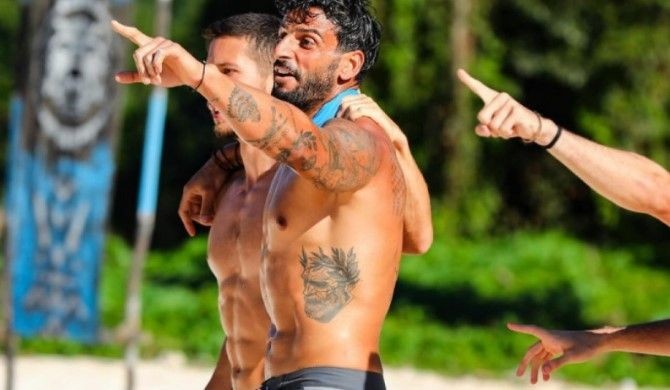 Survivor aşk adasına döndü! Yunanistan'da kameralara aldırmadan yaptıkları ağızları açık bıraktı - Resim: 6