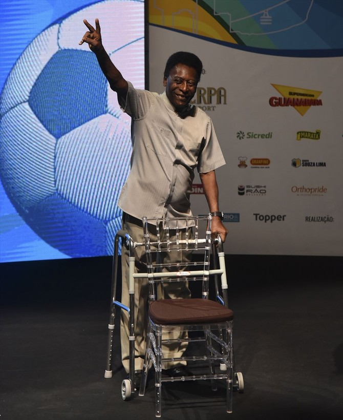 Pele böyle bir yıldızdı! Savaşı durdurdular... - Resim: 7