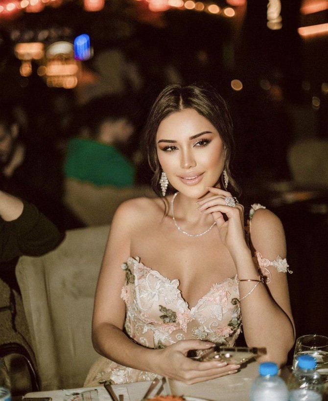 Ünlü fenomen Dilan Polat Instagram hesabı üzerinden Umre açıklamasında bulundu: Ne fotoğraflar ne linkler gördük! - Resim: 5