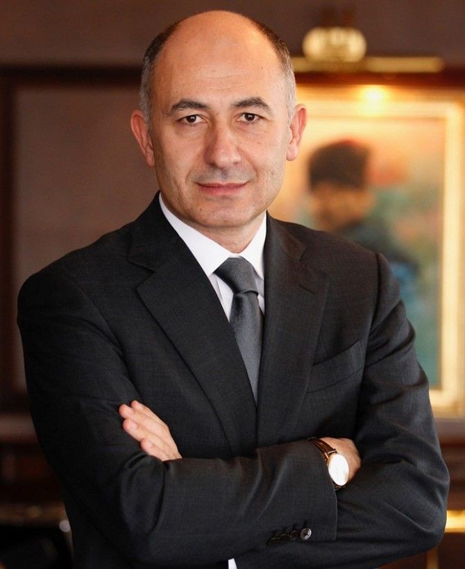 Forbes açıkladı: İşte Türkiye'nin en zengin 10 ismi! - Resim: 10