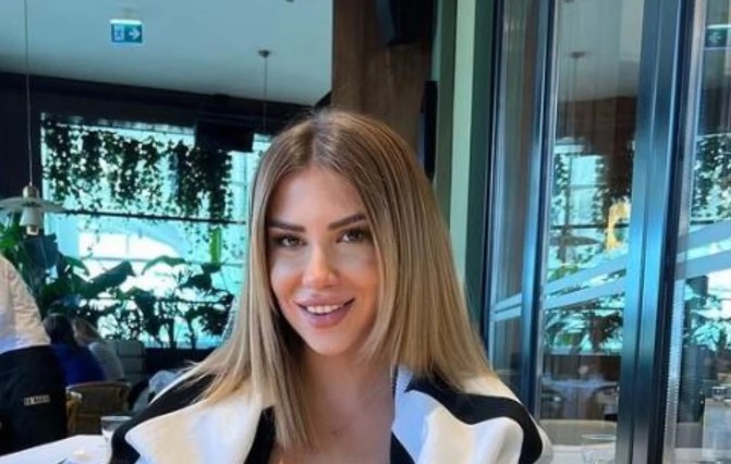 Canlı yayın açtığı esnada saldırıya uğrayan Melis Buse Betkayan: Sen kimsin beni döveceksin - Resim: 1