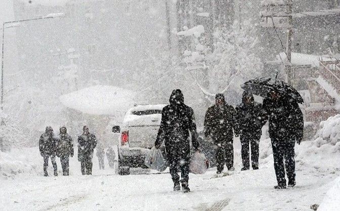 İstanbul'a kar yağacak mı? Mart şaşırtmadı, Meteoroloji uyardı! Yarına dikkat: Pek çok bölgede kar yağışı görülecek - Resim: 2