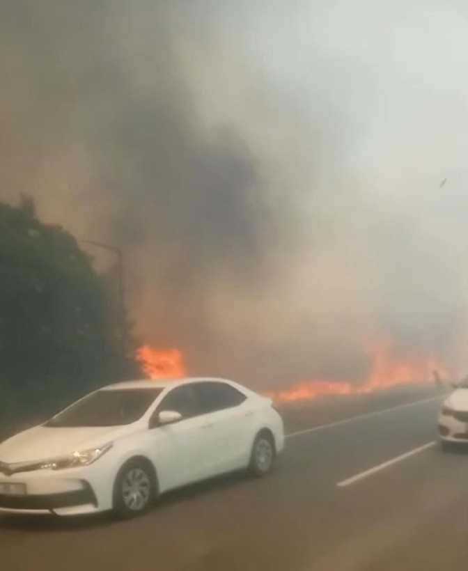 Tekirdağ'da 180 dönümlük buğday tarlası yandı! 3 kişi dumandan etkilendi - Resim: 3