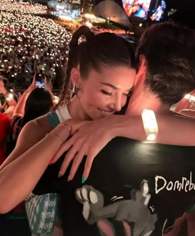 Hakan Sabancı ile ilişkisine devam eden Hande Erçel tatil pozlarını paylaştı! Cem Davran'dan uyarı geldi - Resim: 3