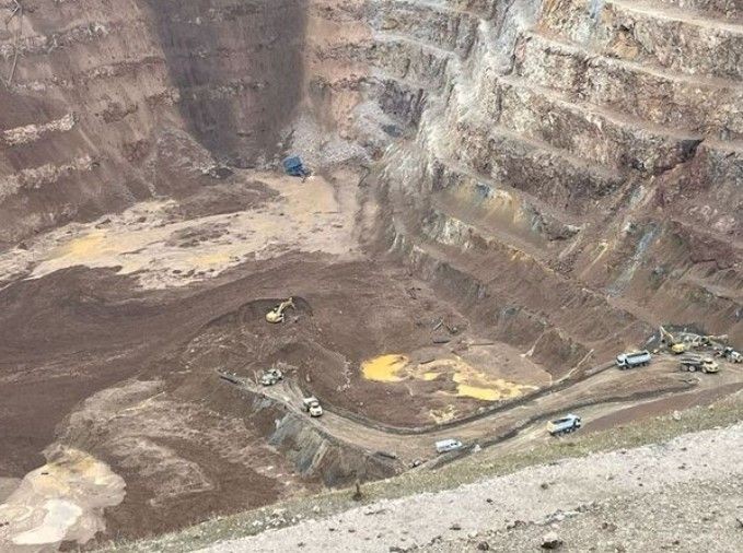 Erzincan'da maden felaketinde çatlak fotoğrafları çıktı, şirketin Türkiye Müdürü C.D. gözaltında - Resim: 16