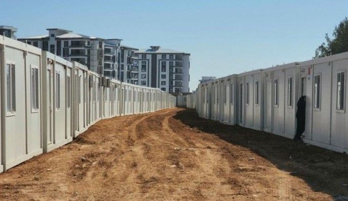 Bakan Karaismailoğlu Adıyaman'daki son durumu aktardı: En büyük görevimiz kısa zamanda vatandaşların acılarını hafifletmek - Resim: 4