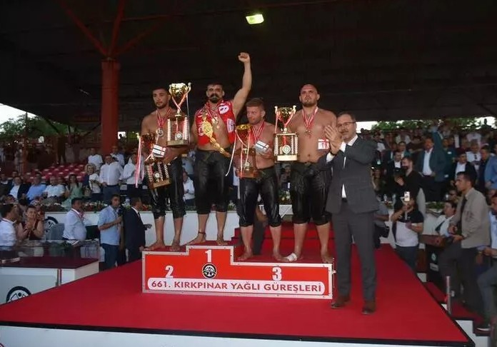 Başpehlivan Cengizhan Şimşek'in altın kemeri alınabilir - Resim: 3