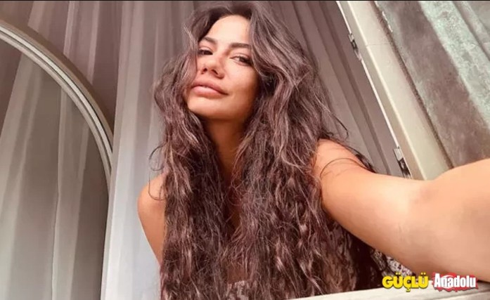 Oğuzhan Koç'tan boşandıktan yeni bir aşka yelken açtı! Demet Özdemir sevgilisiyle Yunanistan'da görüldü - Resim: 4