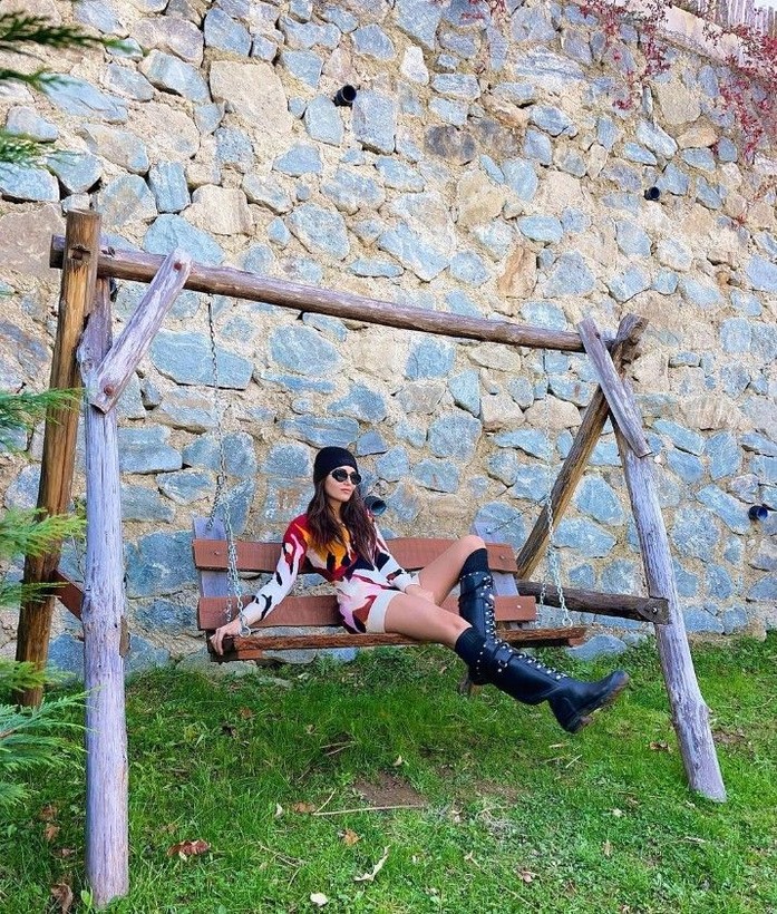 Camide fotoğraf çekilen Eda Taşpınar hakkında karar verildi! - Resim: 1